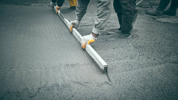 Best Custom Concrete Contractor  in Lucerne, CA